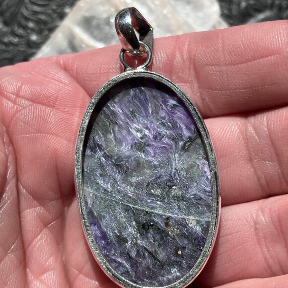 Stunning Charoite Pendant Stone Crystal Jewelry - Picture 5 of 9